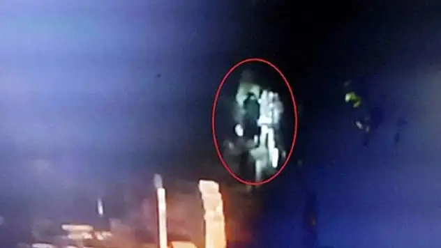 Mezarlık'ta Ağlayan Kız Turistlere Açık Olacak!