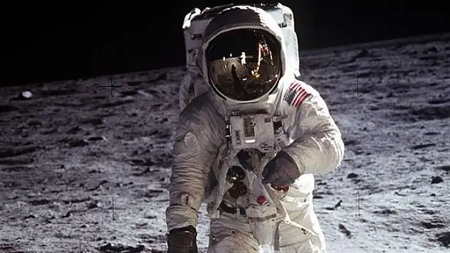 Nasa Ay'a Tekrar Astronot Gönderecek!