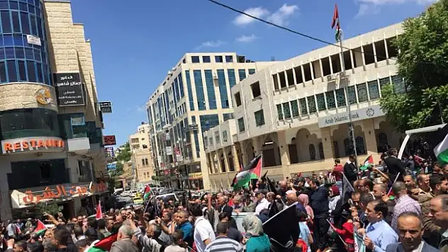 Ramallah'ta ABD protestosu