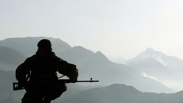 Şırnak'ta Pkk'lı Teröristler Askerimize Saldırdı Yaralılar Var