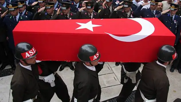 İki Farklı İlde Terör Saldırısı 3 Asker Şehid 5 Asker Yaralı