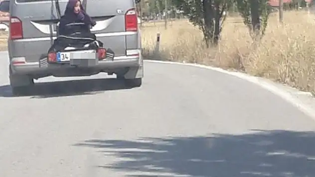Kızını Arabanın Arkasına Bağlayan Babadan Pes Dedirten Savunma!