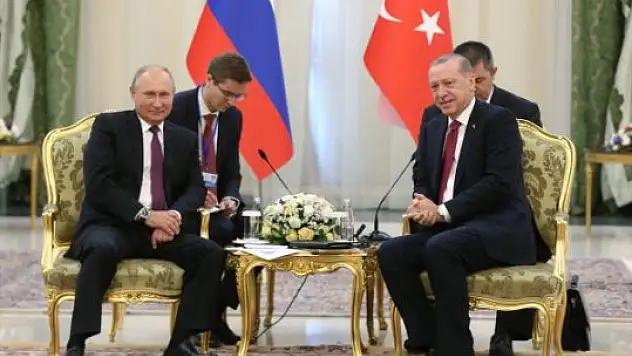 Cumhurbaşkanı Erdoğan ve Rus Lideri Putin Tahranda Buluştu