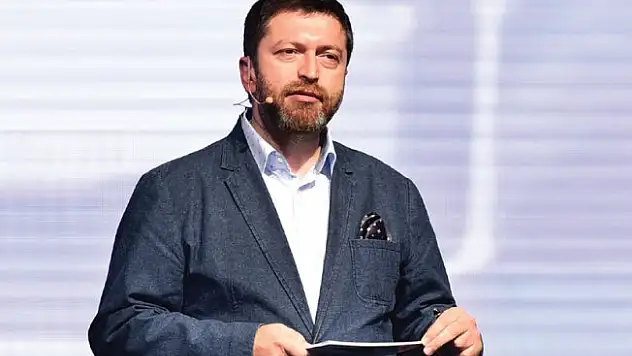 M. Serdar Kuzluoğlu Kimdir Nerelidir ve Kaç Yaşındadır? - Serdar Kuzluoğlu Biyografisi