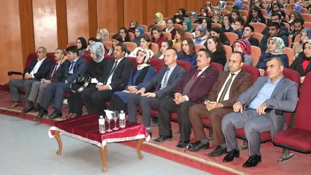 Eğitimci-Yazar Ferzende Tanışır'dan Söyleşi