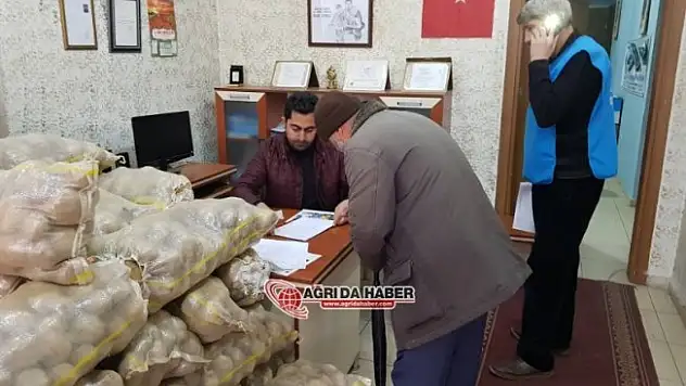 Beşir Derneği Ağrı'dan İhtiyaç Sahiplerine Patates Yardımı
