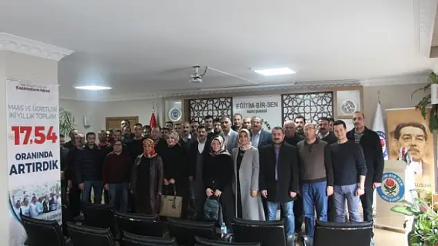 Ağrı Eğitim-Bir-Sen Genişletilmiş İl Divan Toplantısı Yapıldı