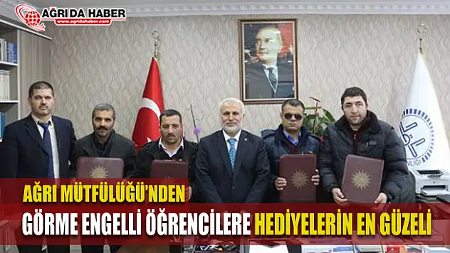 Ağrı İl Müftülüğünden Görme Engelli Öğrenciler Kur'an-ı Kerim seti