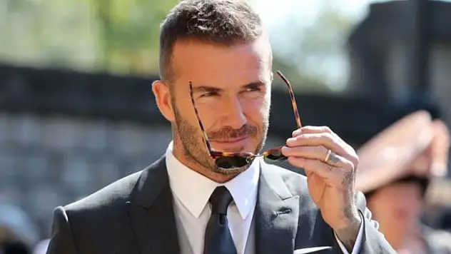 Beckham Uzayda Top Sektirecek