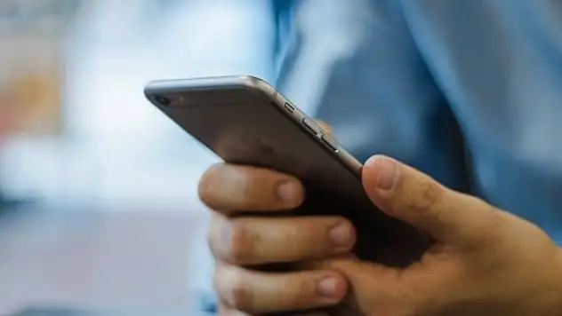 Çinde İphone Yasağı!