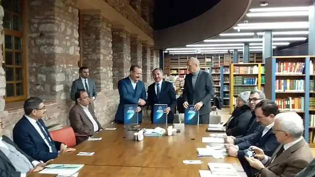 AİÇÜ '2019 Prof. Dr. Fuat Sezgin Yılı' Etkinlikleri Kapsamında Protokol İmzaladı