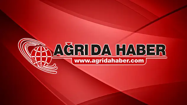 Tendürek Geçidinde Tipi Nedeniyle Mahsur kalan İki Tır kurtarıldı