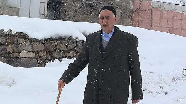 60 Yıldır Babasından Aldığı Muhtarlığı Devam Ettiriyor!