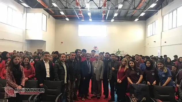 Ağrı Mesleki ve Teknik Anadolu Lisesinde 2019 Fuat Sezgin yılı sempozyumu