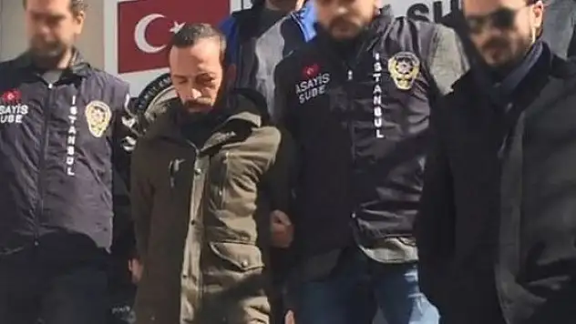 Amcasını Kesip Çöpe Atmıştı!