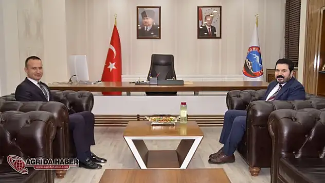 Ağrı Milli Eğitim Müdürü Tekin'den Başkan Sayan'a hayırlı olsun ziyareti