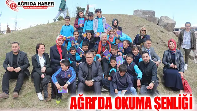 Ağrı'da Okuma Şenliği Yapıldı