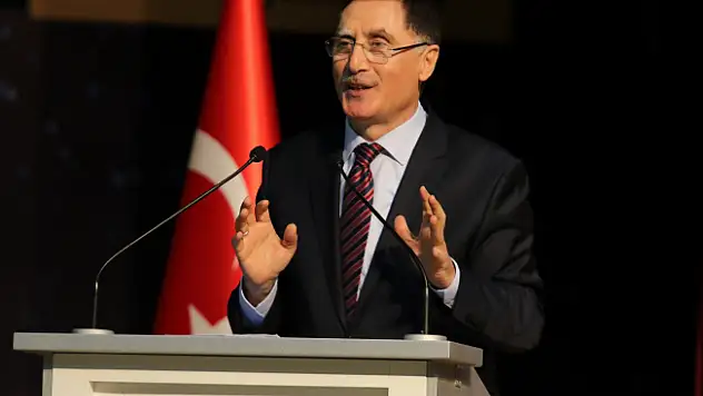 AİÇÜ'de 'Adalet, Ombudsmanlık ve Üniversiteler' Konulu Konferans Verildi