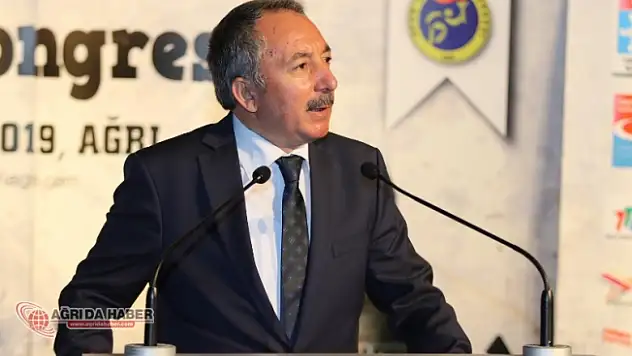 Aiçü'de 12. Ulusal Spor Bilimleri Öğrenci Kongresi Açılış Programı Yapıldı