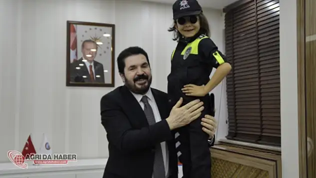 Belediye Başkanı Savcı Sayan'ın Polis Haftası Mesajı