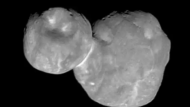 Pluto'nun Buzlu Kısmı Okyanusmu?