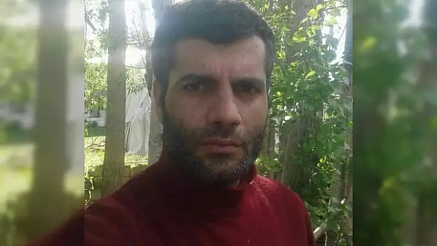 Ağrı merkez mezarlığında 25 yaşındaki genç intihar etti