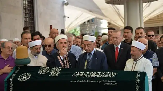 Tabutunu Erdoğan Taşıdı