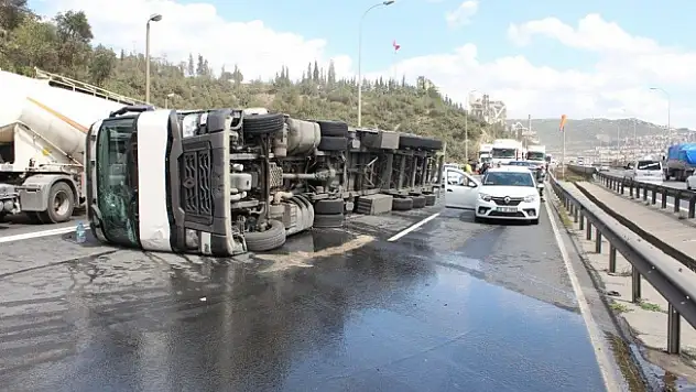5 Kilometrelik Kuyruk oluştu