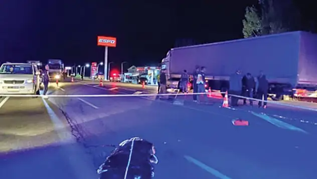 Aralarındaki yol ölümü oldu!