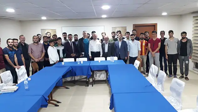 Ağrı Müftülüğü Gençlik Çalışmaları KYK Yurdunda Devam Etti