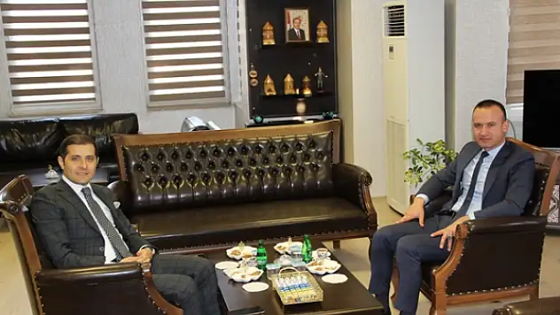 Ağrı Milli Eğitim Müdürü Tekin'den Ahlat Kaymakamı Erat'a ziyaret