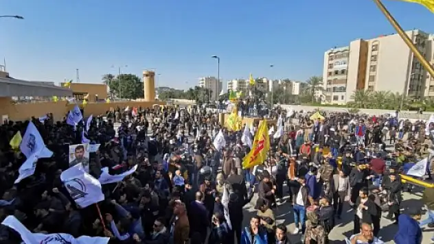 ABD Büyükelçiliği Ele Geçirildi!