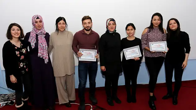 Ağrı İbrahim Çeçen Üniversitesi'nde 'Anne Sütü ve Emzirme Danışmanlığı Eğitimi' Verildi!