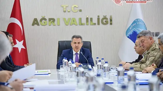 Ağrı Valiliğinde Aile İçi ve Kadına Karşı Şiddetle Mücadele Toplantısı