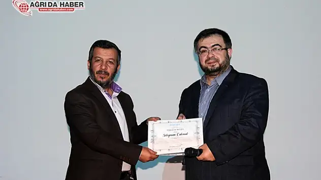 AİÇÜ'de 'Aile ve Sosyal Medya'da Mahremiyet' Konferansı Düzenlendi