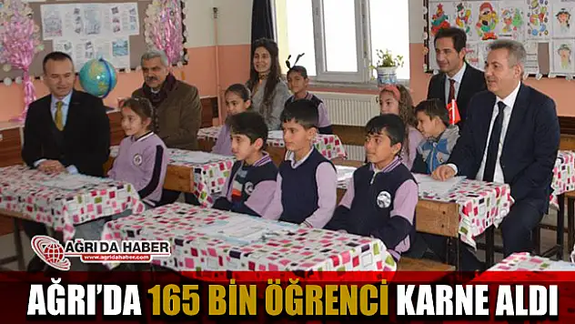 Ağrı'da 165 bin öğrenci karne aldı