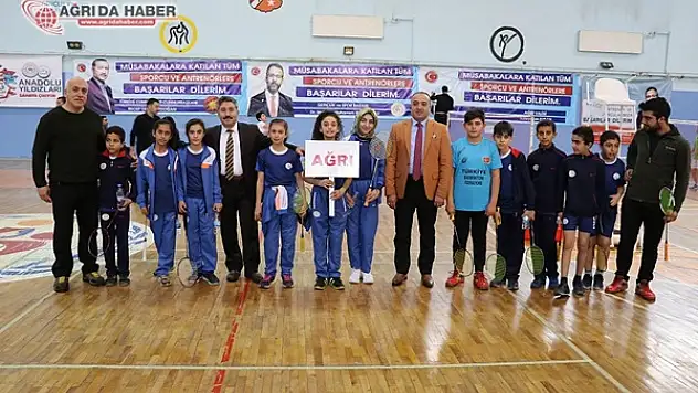Ağrı'da ANALİG Badminton Grup Müsabakaları Başladı