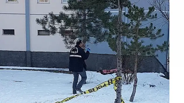 İntihar Girişimini Karısı'da Önleyemedi