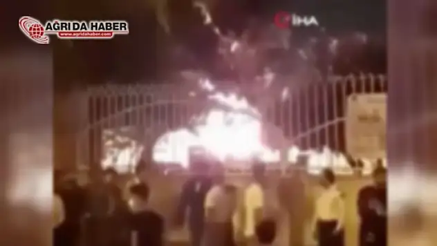 Korona virüsü bulunduran hastaneyi yaktılar!