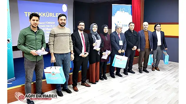 Ağrı'da "Öğretmen Eli" projesi Konferansı Düzenlendi