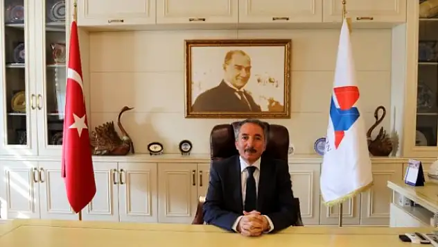 AİÇÜ Rektörü Abdulhalik Karabulut'un 14 Mart Mesajı