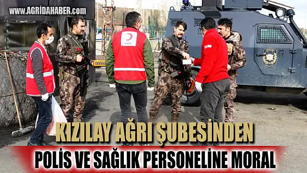 Kızılay Ağrı'daki polis ve sağlık görevlilerine kandil simidi dağıttı