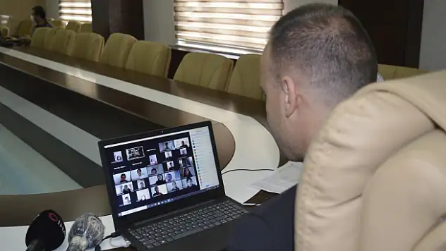 Kodla Ağrı Şenliğine Öğrenciler Evden Katıldılar
