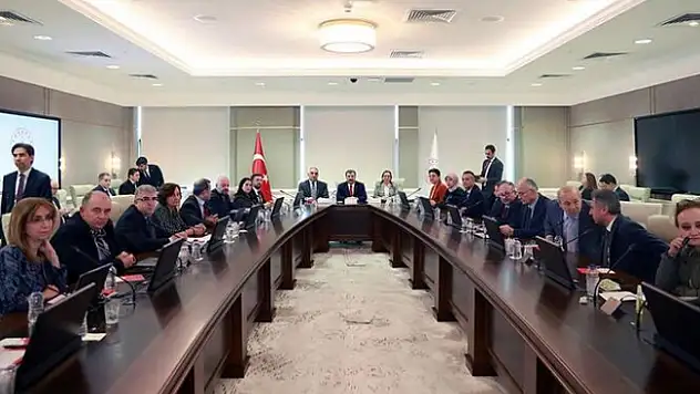 Bilim Kurulu Yeniden Toplanıyor!