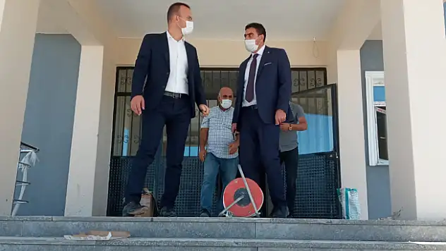 Mehmet Faruk Tekin Doğubayazıt'taki okul hazırlıklarını inceledi