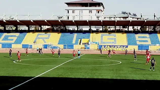 Ağrı Spor Tokat Spor'u 1-0 Yendi