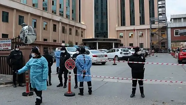 İki Bakan Patlama Noktasında!