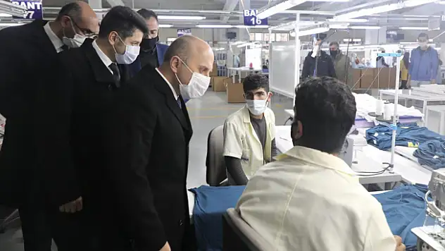 Vali Varol Yeşim Tekstil'de İncelemelerde Bulundu