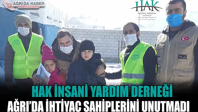 Hak İnsani Yardım Derneğinden Ağrı'da Kışlık Giysi Yardımı