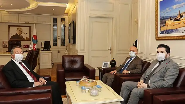 Vali Varol ve Başkan Sayan'dan Rektör Karabulut'a ziyaret
